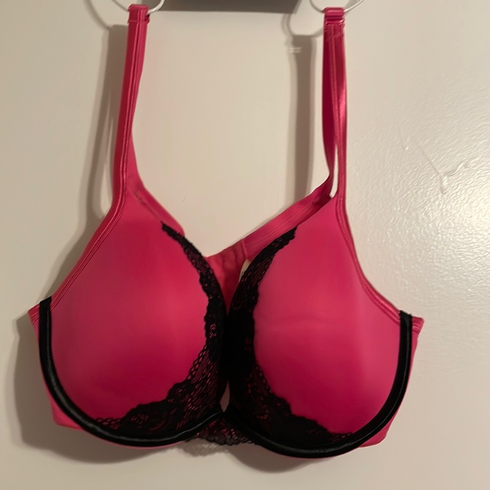 Lane Bryant plunge bra, 40C sexy pink and black